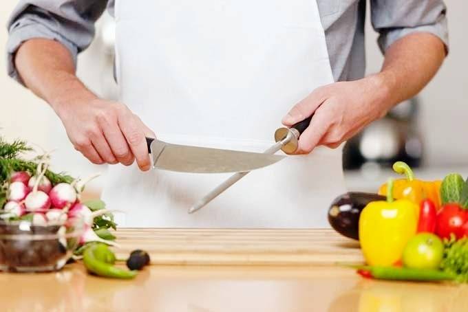 روش و نکات استفاده از چاقو تیز کن استوانه ای