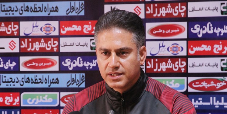مطهری: منتقدان فشار را از مهاجمان پرسپولیس بردارند