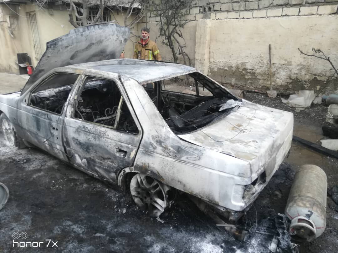 واحد غیرمجاز عرضه گاز خودرو در کرج دچار آتش سوزی شد