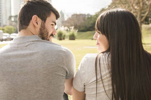 چیکار کنم همسرم عاشقم بشه و عاشقم بمونه