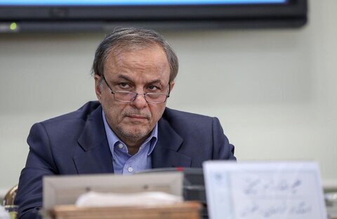 نامه رزم حسینی به روحانی برای واگذار نشدن سهام ایران خودرو به بانک‌ها