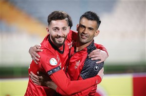 نظر متفاوت دو کارشناس داوری در مورد صحنه مشکوک بازی پرسپولیس و نساجی