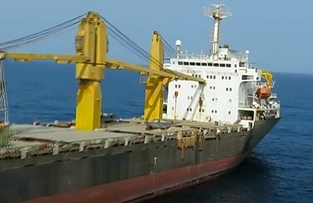 روایتی از جزئیات آسیب دیدن کشتی ایرانی «ساویز» در دریای سرخ