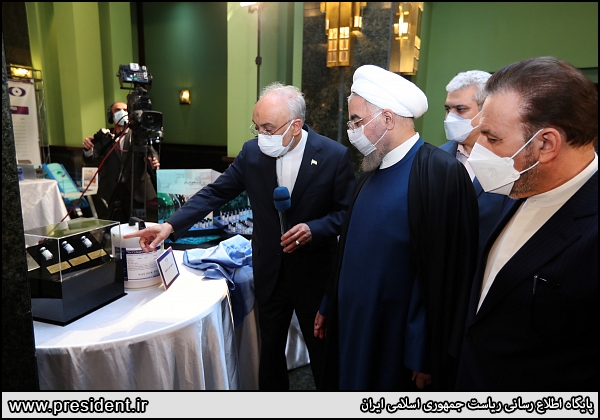 عکس/ رونمایی روحانی از ابر سانتریفیوژ بومی IR-۹