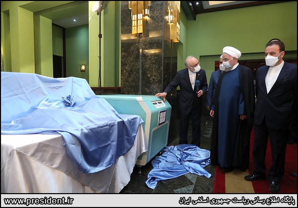 عکس/ رونمایی روحانی از ابر سانتریفیوژ بومی IR-۹