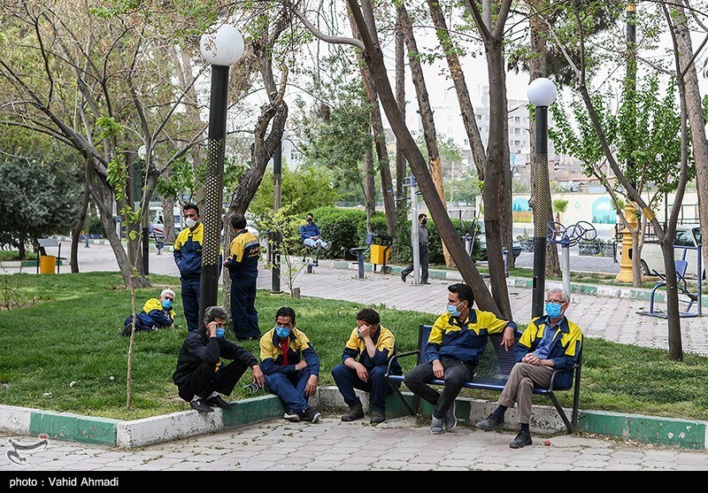 عکس/ آغاز واکسیناسیون پاکبان‌ها و پرسنل جمع‌آوری پسماند شهر تهران