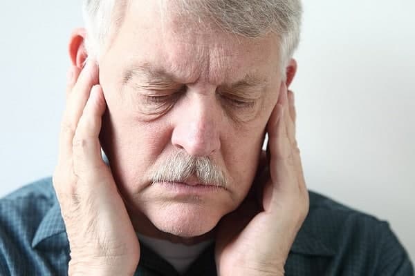 استئونکروز فک چیست و چگونه می توان آن را مدیریت کرد؟