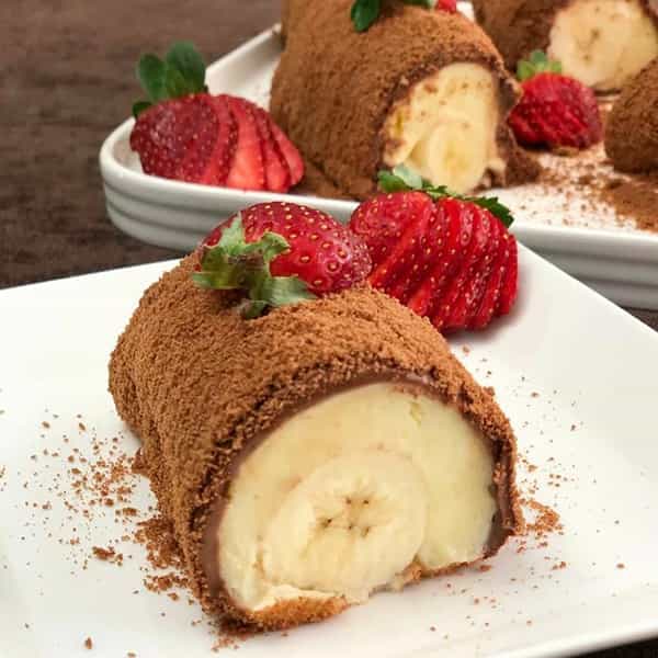 طرز تهيه کيک رول موز خوشمزه و مخصوص به روش قنادي