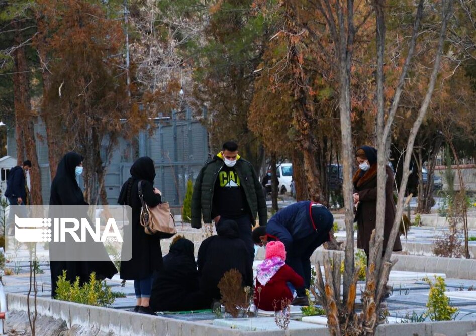 کرونا در آرامستان کرمانشاه آرام نمیگیرد