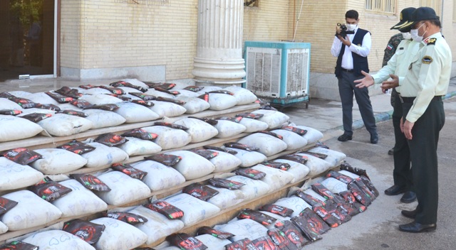کشف شبانه ۸۱۴ کیلوگرم تریاک از یک منزل در کهنوج