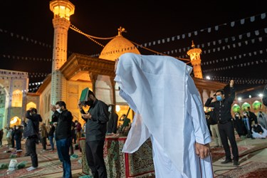 عکس/ احیا شب نوزدهم ماه مبارک رمضان در حرم مطهر شاهچراغ(ع)
