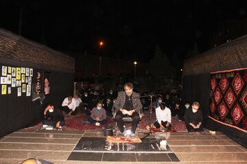 عکس/ مراسم شب قدر در ایلام