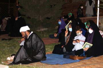 عکس/ مراسم شب قدر در ایلام
