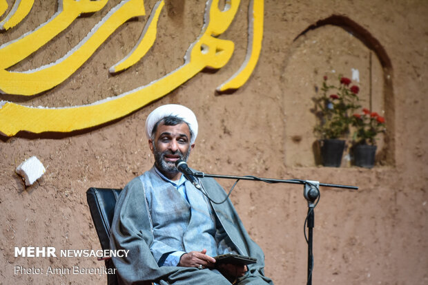 عکس/ احیا شب نوزدهم ماه رمضان در پارک کوهستانی دراک شیراز