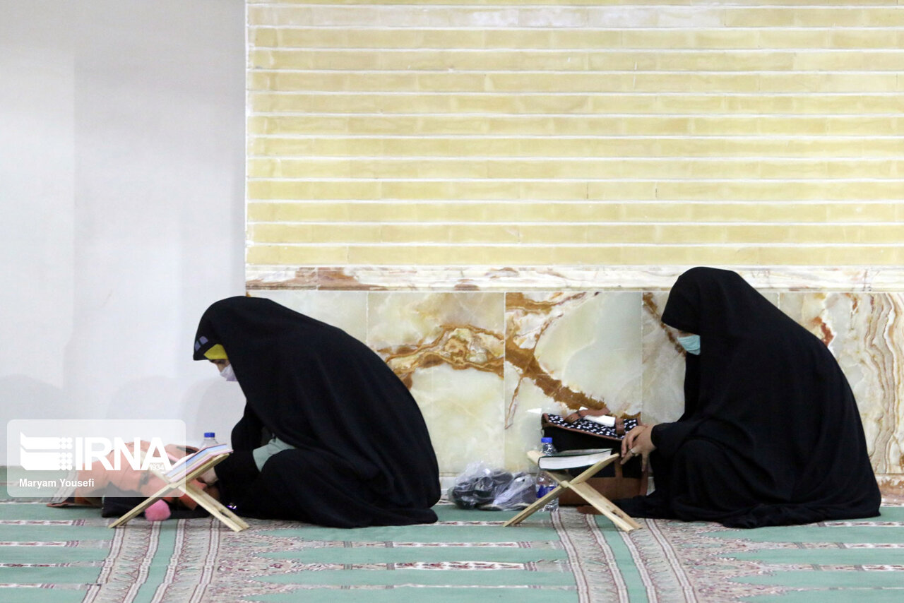 عکس/ مراسم احیای شب نوزدهم ماه رمضان در تبریز