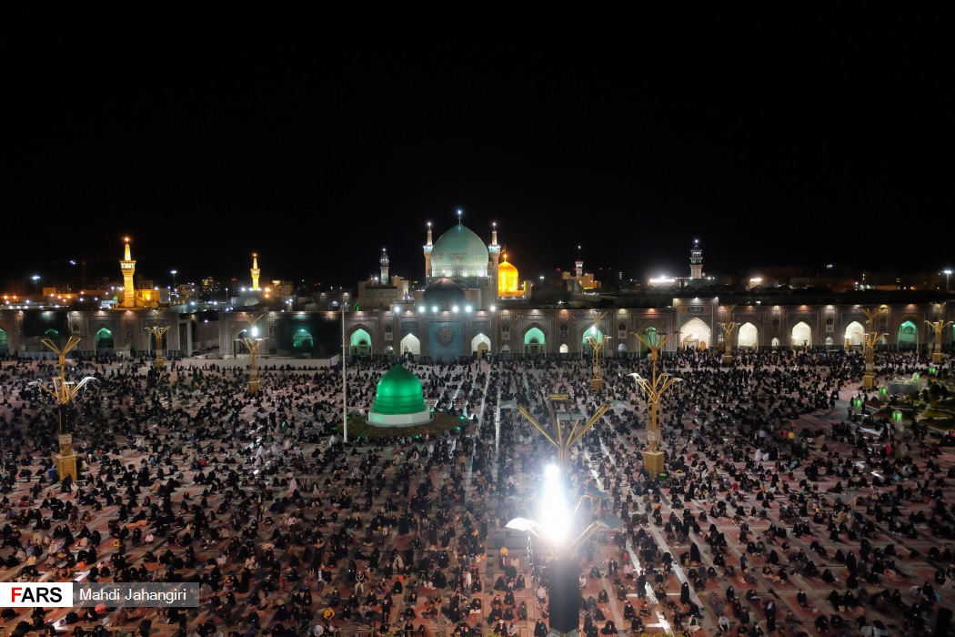 مراسم احیای شب نوزدهم رمضان در حرم مطهر رضوی