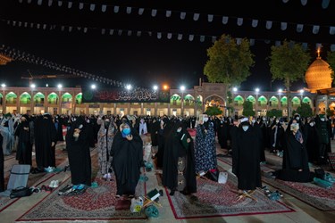 عکس/ احیا شب نوزدهم ماه مبارک رمضان در حرم مطهر شاهچراغ(ع)