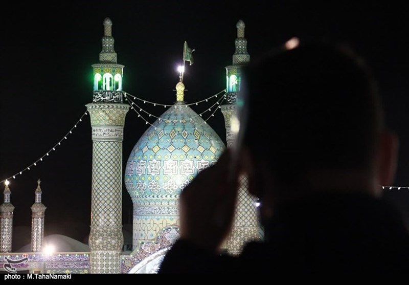 برپایی مراسم قدر در حرم هلال بن علی(ع) آران‌وبیدگل به روایت تصویر