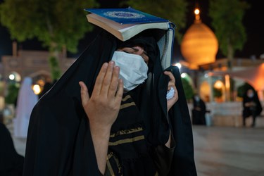 عکس/ احیا شب نوزدهم ماه مبارک رمضان در حرم مطهر شاهچراغ(ع)
