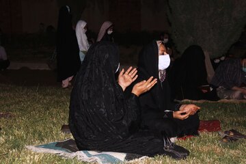 عکس/ مراسم شب قدر در ایلام