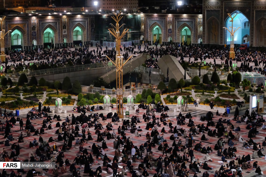 مراسم احیای شب نوزدهم رمضان در حرم مطهر رضوی
