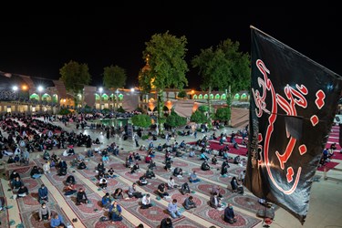 عکس/ احیا شب نوزدهم ماه مبارک رمضان در حرم مطهر شاهچراغ(ع)