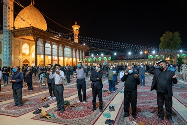 عکس/ احیا شب نوزدهم ماه مبارک رمضان در حرم مطهر شاهچراغ(ع)
