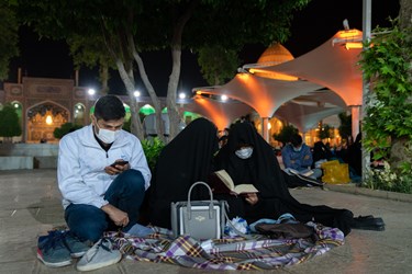 عکس/ احیا شب نوزدهم ماه مبارک رمضان در حرم مطهر شاهچراغ(ع)