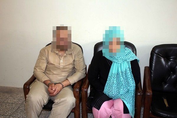خرید پوشاک با پولهای تقلبی توسط زوج کرمانشاهی