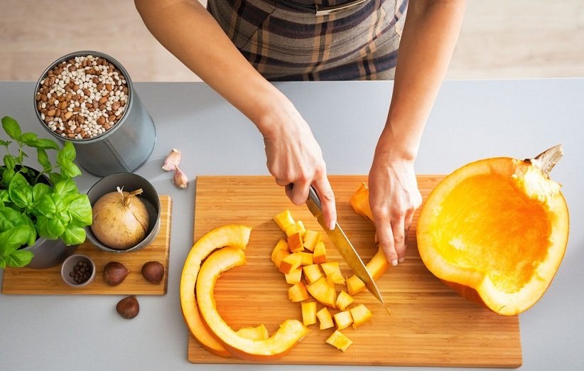 ۱۷ مادهی غذایی برای پیشگیری از کمآبی بدن در روزهای گرم