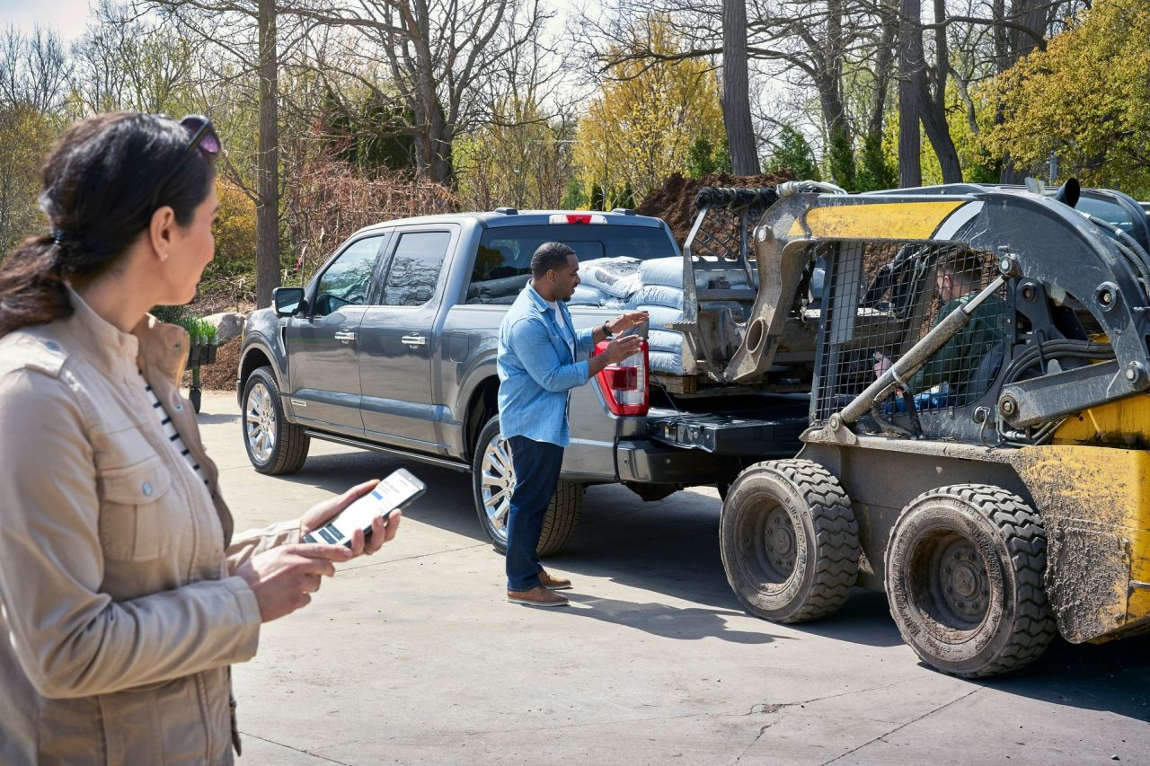 ترازوی داخلی فورد F-150 میتواند وزن اجسام قرار داده شده در قسمت بار را محاسبه کند