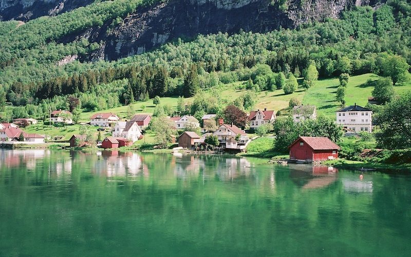 تصاویری زیبا از شهر Stryn در نروژ
