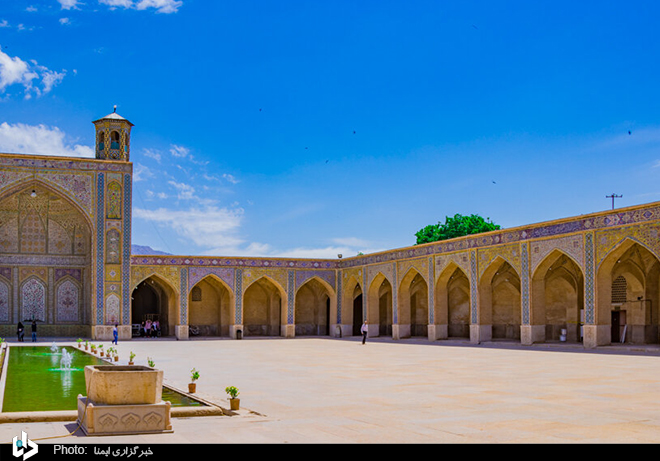 عکس/ ۱۵ اردیبهشت، روز شیراز