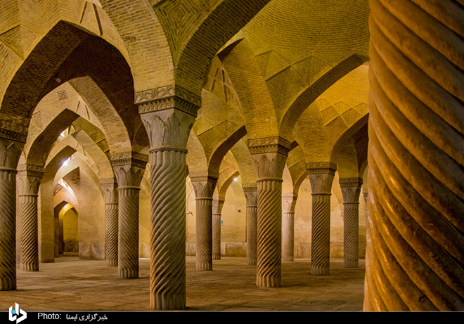 عکس/ ۱۵ اردیبهشت، روز شیراز