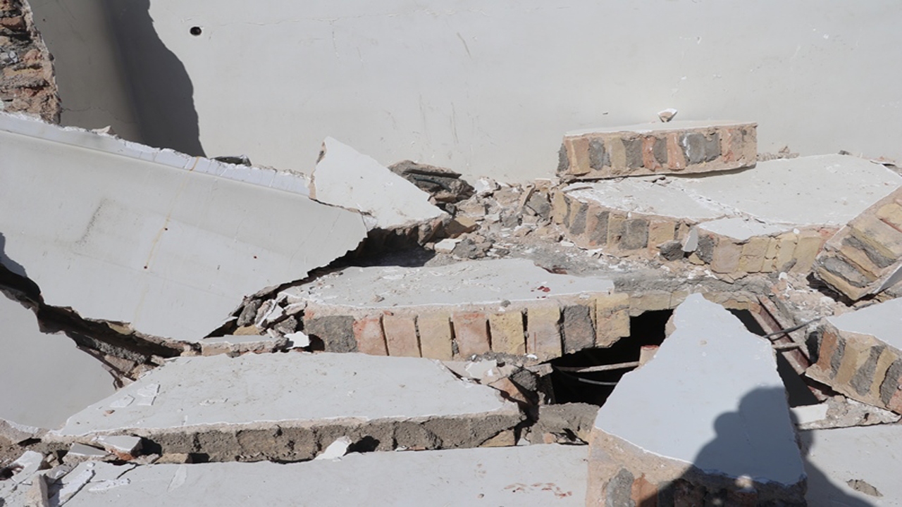 یک کارگر ساختمانی در ساری بر اثر ریزش آوار جان باخت