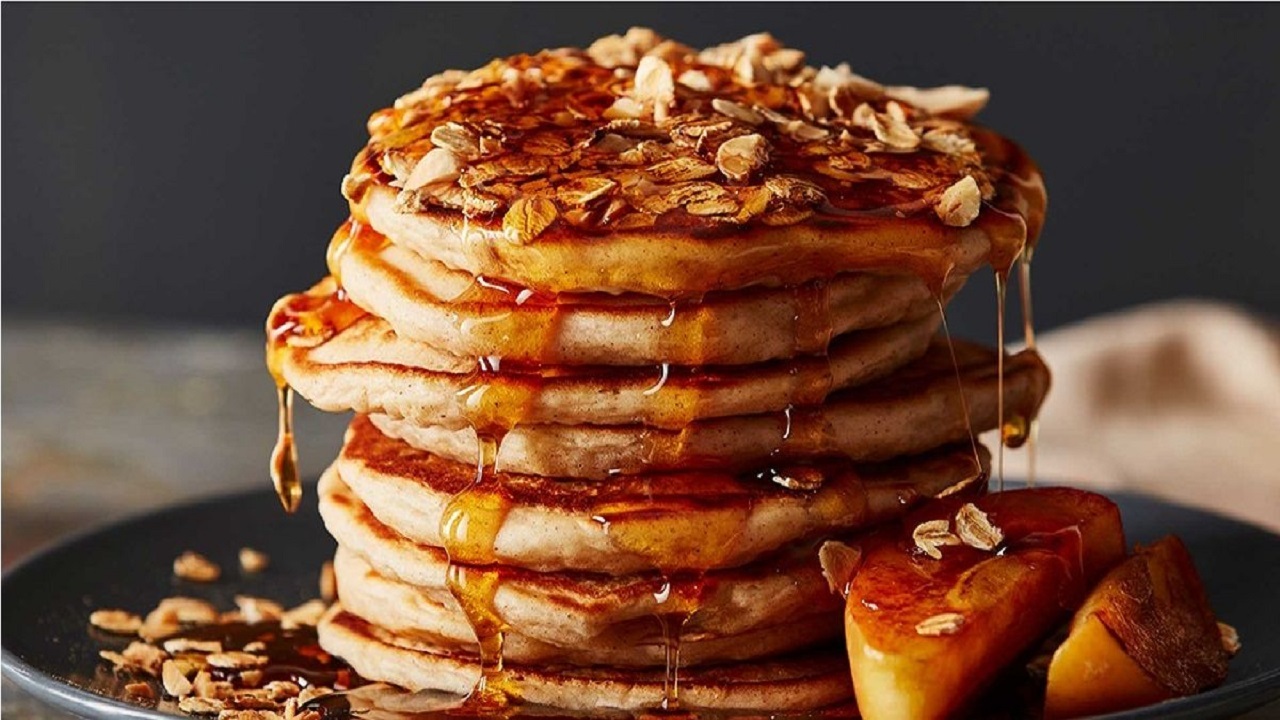 طرز تهيه پنکيک پنير کشمشي