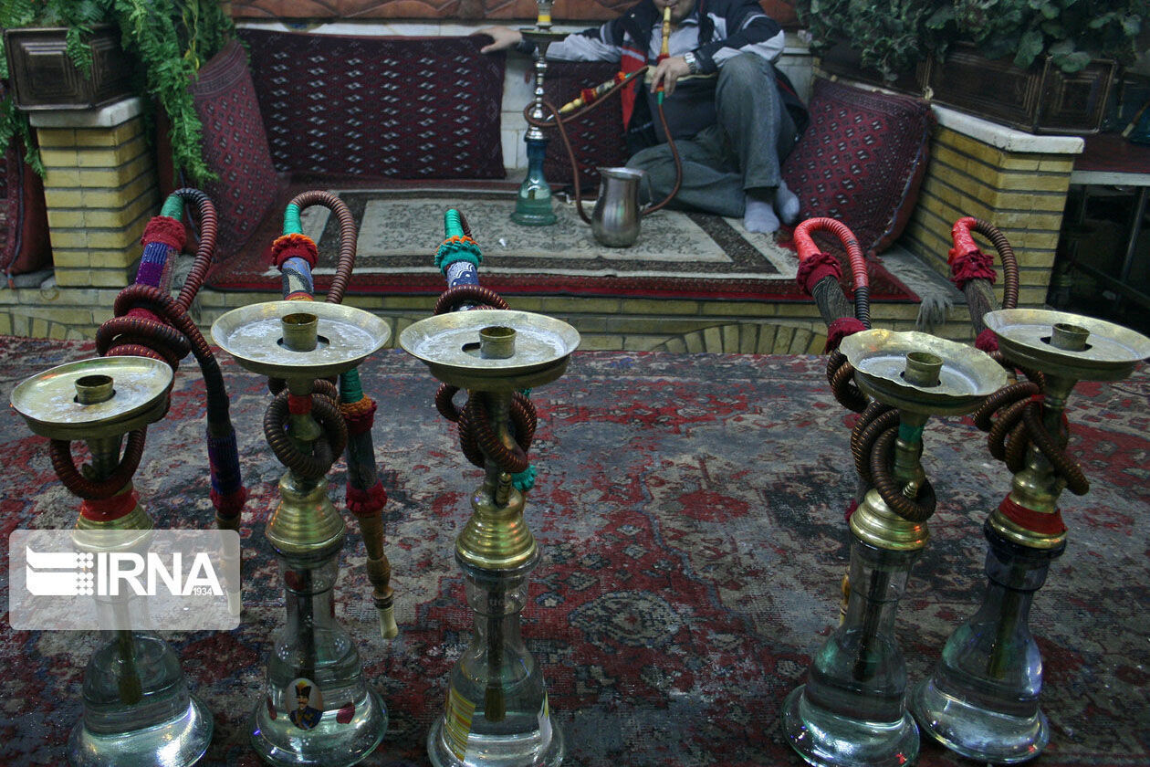 ۶ قلیان سرای متخلف در تاکستان شناسایی و پلمب شدند