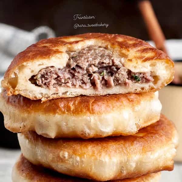 پيراشکي گوشت بلياشي خوشمزه مناسب پيش غذا