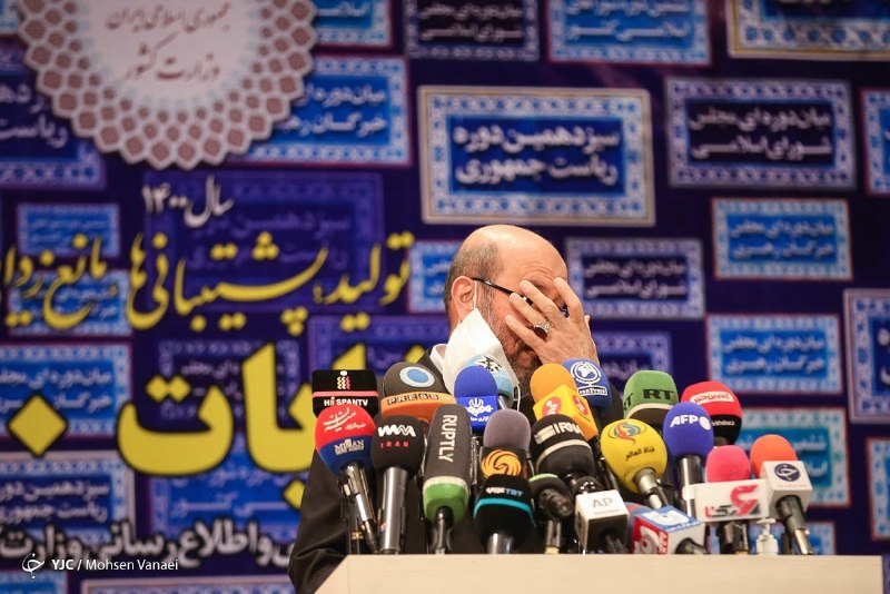 عکس/ رونمایی وزیر دفاع سابق از برنامه اش