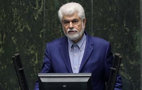 برگزاری امتحانات حضوری دانش‌آموزان باید لغو شود