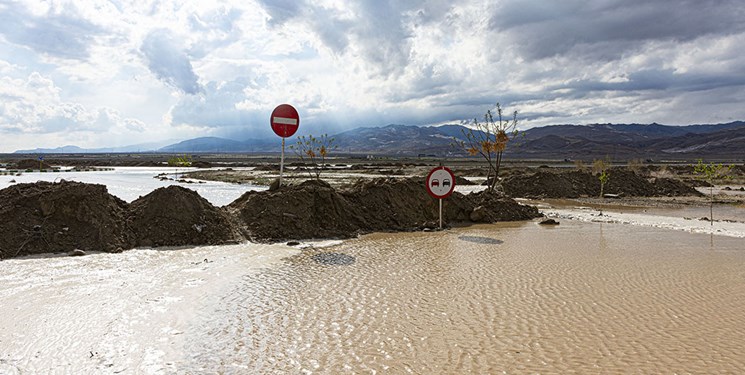 خسارت ۲۱۵ میلیارد ریالی سیل به راههای سمنان