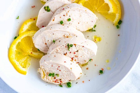 طرز تهيه مرغ آب پز رژيمي