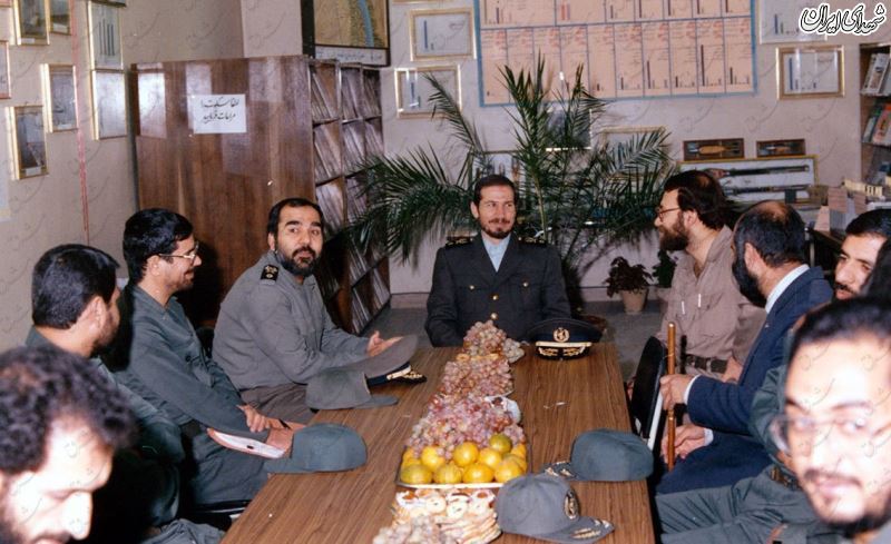 عکس/ علی لاریجانی در لباس نظامی