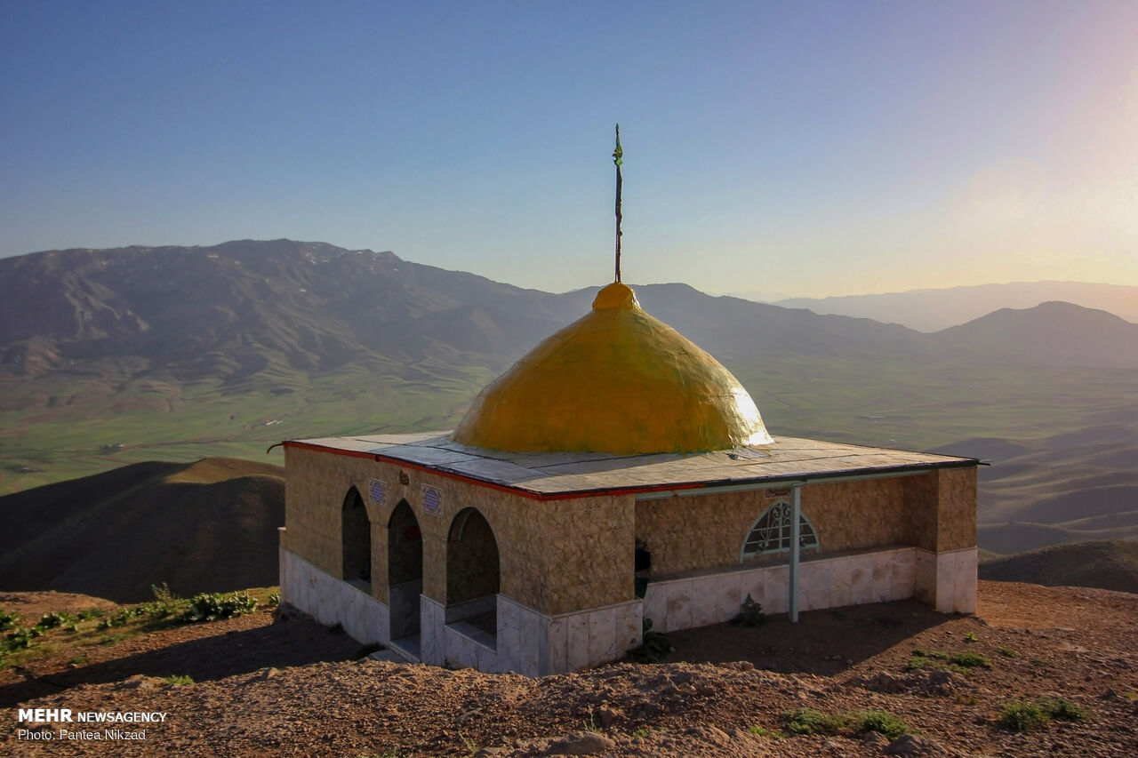 کوه شاه منظر در چهارمحال و بختیاری