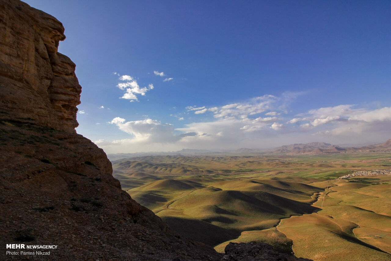 کوه شاه منظر در چهارمحال و بختیاری