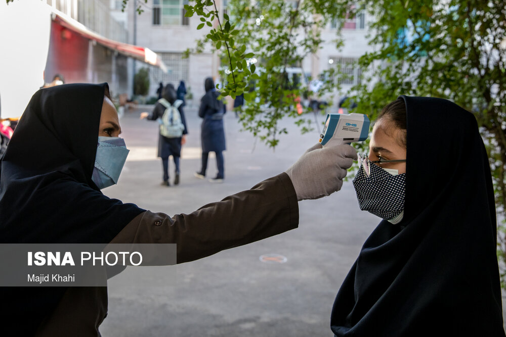 عکس/ برگزاری حضوری آزمون نهایی دانش‌آموزان در تهران