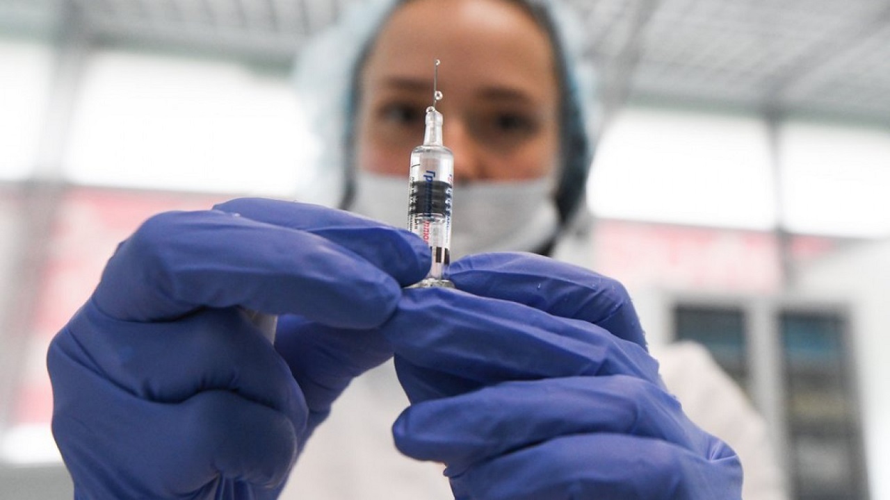 تزریق واکسن کرونا به ۷۰ ساله‌ها در البرز