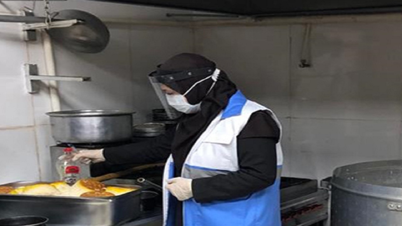 ۱۸ واحد تهیه و توزیع مواد غذایی در بوشهر مهروموم شد