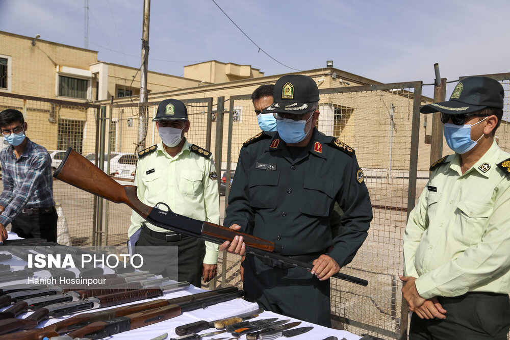 عکس/ انهدام باند سارقین و قاچاق کالا در شیراز