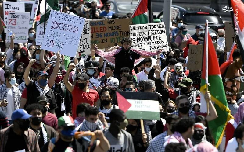 زیر پا گذاشتن پرچم اسرائیل در کانادا
